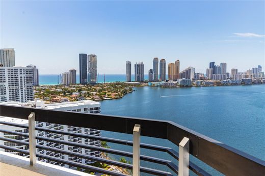 Residential complexes in Aventura, Miami-Dade