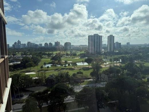 Residential complexes in Aventura, Miami-Dade