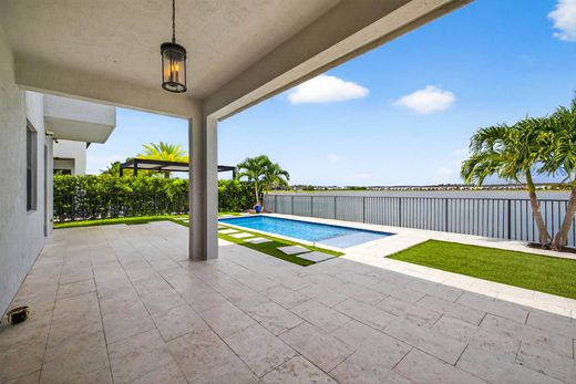 Villa a Miami Lakes, Miami-Dade County