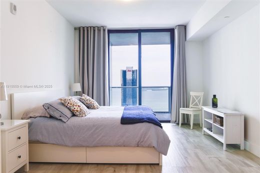 ‏בניין ב  מיאמי, Miami-Dade County