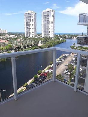 Complesso residenziale a Aventura, Miami-Dade County
