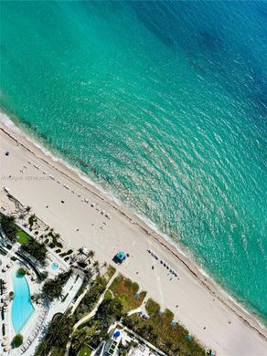 Residential complexes in Sunny Isles Beach, Miami-Dade