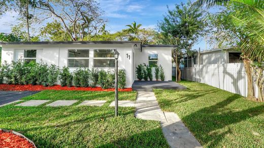 Βίλα σε North Miami, Miami-Dade County