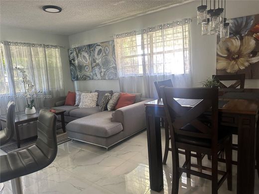 ハリウッド, Broward Countyのヴィラ