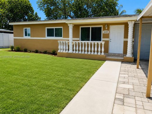 Villa en Miami Gardens, Miami-Dade County