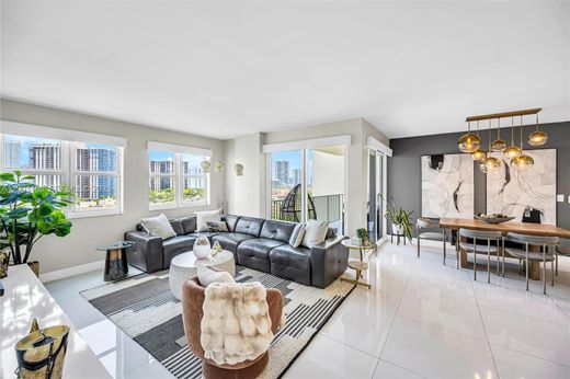 Komplex apartman Aventura, Miami-Dade County
