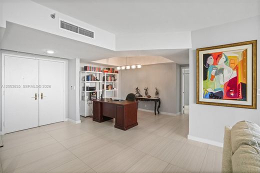 Residential complexes in Aventura, Miami-Dade