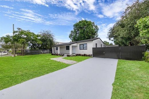 Villa en Miami Heights Trailer Park, Miami-Dade County