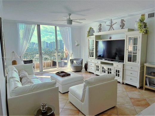 Жилой комплекс, Hallandale Beach, Broward County