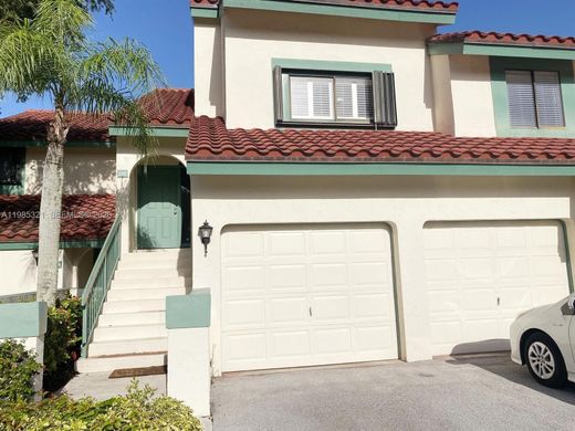 Residential complexes in Palm Beach Gardens, Palm Beach