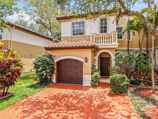 Townhouse - Miramar, Broward County