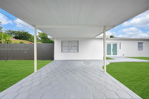 Villa North Miami, Miami-Dade County