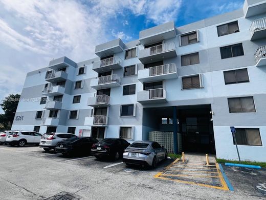 Residential complexes in Miami, Miami-Dade