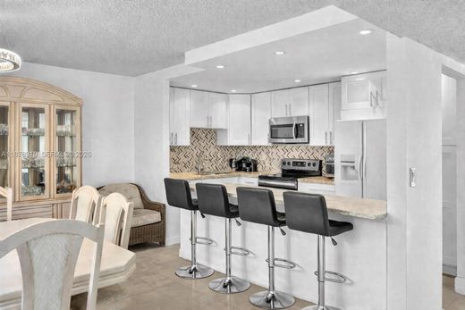 Komplex apartman Aventura, Miami-Dade County