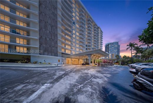 Complesso residenziale a Miami Beach, Miami-Dade County