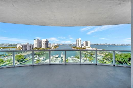 Жилой комплекс, North Bay Village, Miami-Dade County