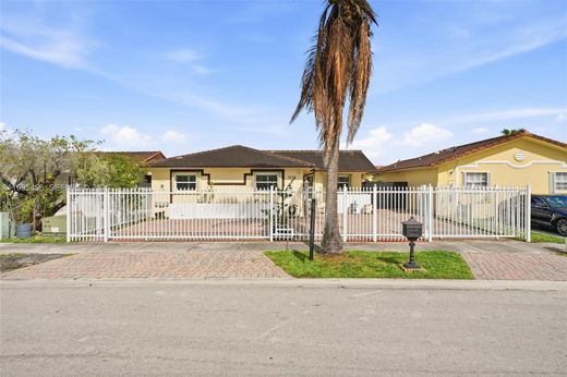 Villa - Miami Terrace Mobile Home, Miami-Dade County