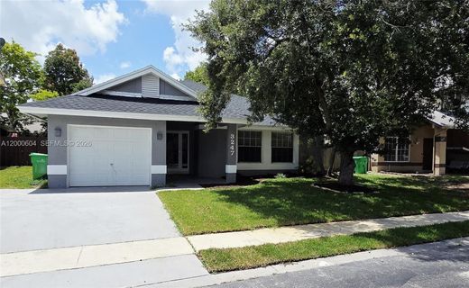 Villa - Sunrise, Broward County