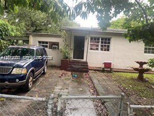 Вилла, North Miami, Miami-Dade County