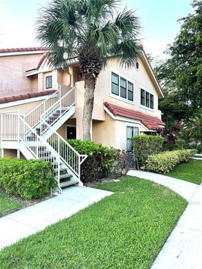 Residential complexes in Miami, Miami-Dade