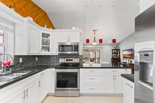 Villa in Lauderhill, Broward County
