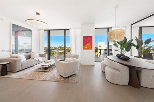 Complesso residenziale a Miami Beach, Miami-Dade County