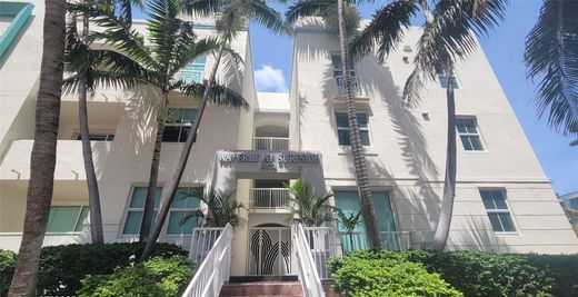Residential complexes in Surfside, Miami-Dade