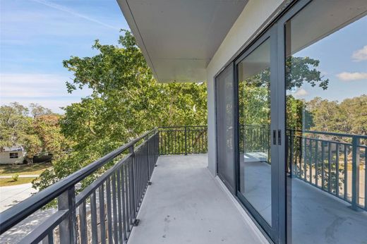 公寓楼  North Miami, Miami-Dade County