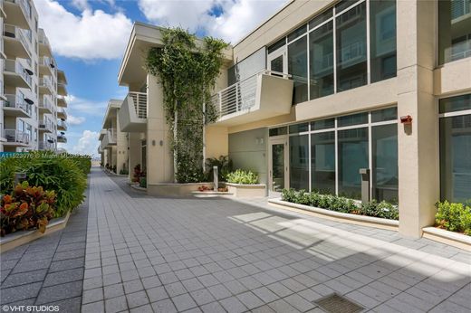 Komplex apartman Miami, Miami-Dade County