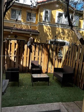 Townhouse in Doral, Miami-Dade