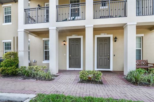 Complexes résidentiels à Pembroke Pines, Comté de Broward