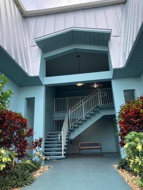 Stuart, Martin Countyのアパートメント・コンプレックス