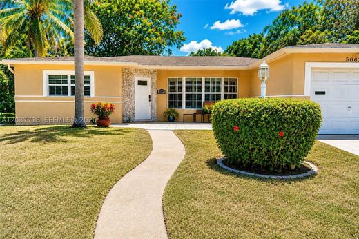 Villa in Lauderdale Lakes, Broward County