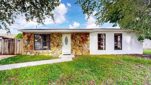 Willa w Homestead, Miami-Dade County