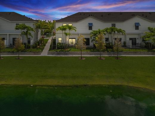 Stadthaus in Pompano Beach, Broward County