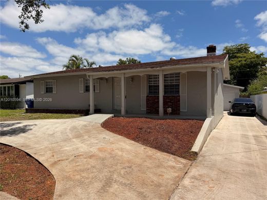 Villa in Hollywood, Broward County