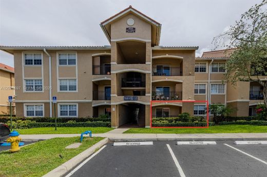 Edificio en Pembroke Pines, Broward County