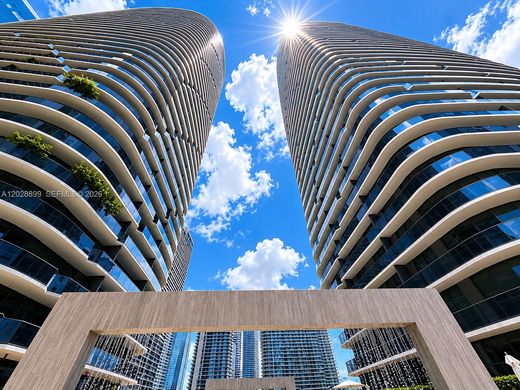 Complesso residenziale a Miami, Miami-Dade County