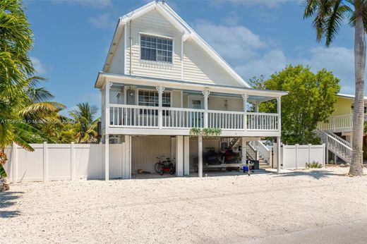 Villa in Sugarloaf Shores, Monroe County