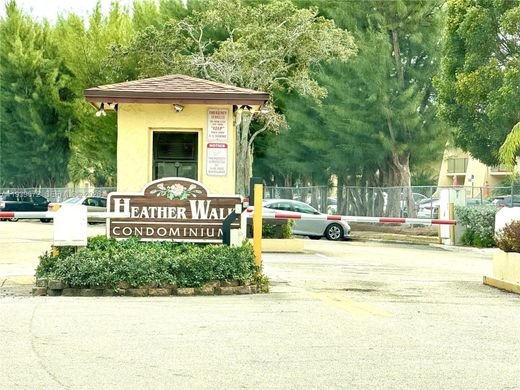 Residential complexes in Miami, Miami-Dade