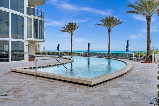 Residential complexes in Sunny Isles Beach, Miami-Dade