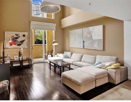 公寓楼  Hallandale Beach, Broward County