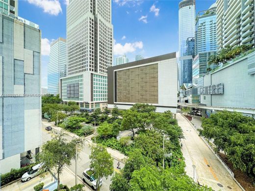 Residential complexes in Miami, Miami-Dade