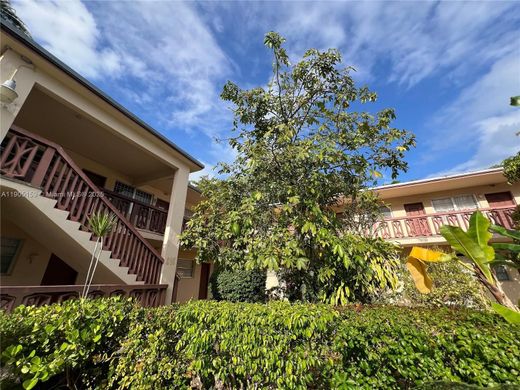 Wohnkomplexe in Miami, Miami-Dade County