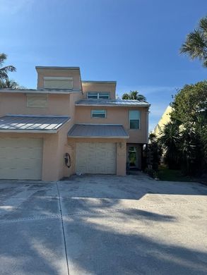 Townhouse in Fort Pierce, Saint Lucie County
