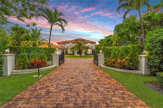 Villa in Pinecrest, Miami-Dade County