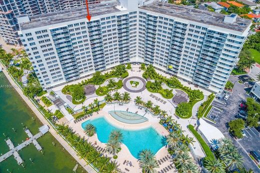 Komplex apartman Miami Beach, Miami-Dade County