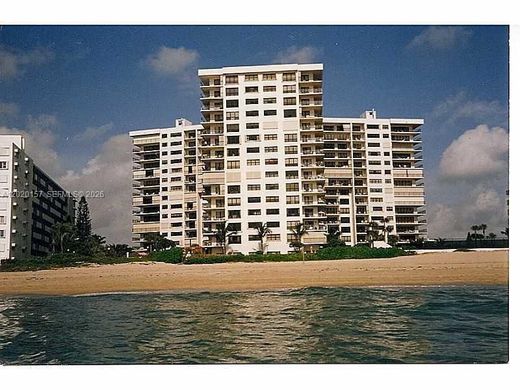 Complexes résidentiels à Lauderdale-by-the-Sea, Comté de Broward