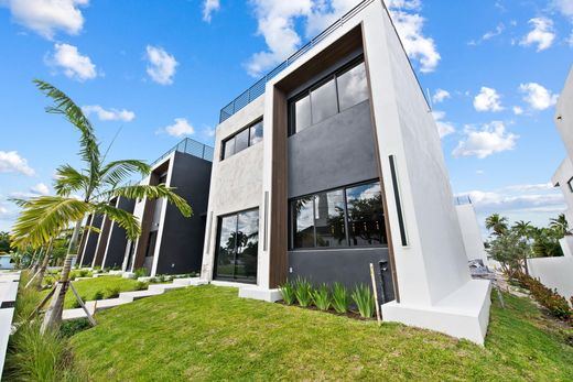 Townhouse in Fort Lauderdale, Broward County