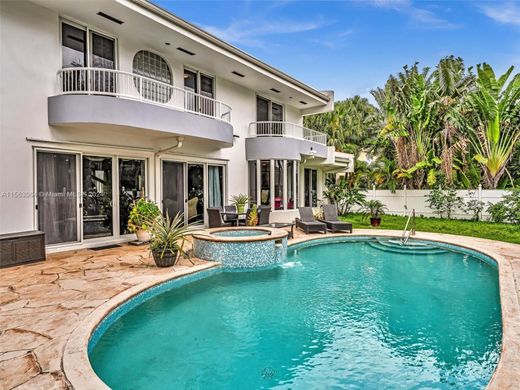 Villa en Golden Beach, Miami-Dade County